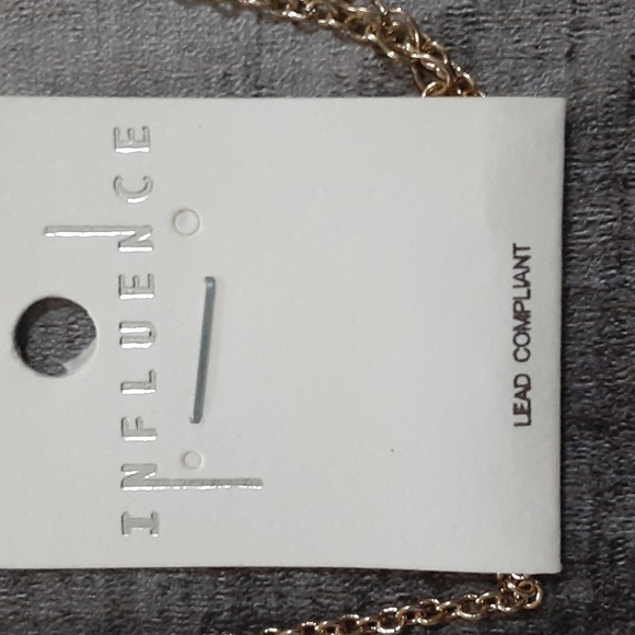 Long Necklace - Picture 3 of 4